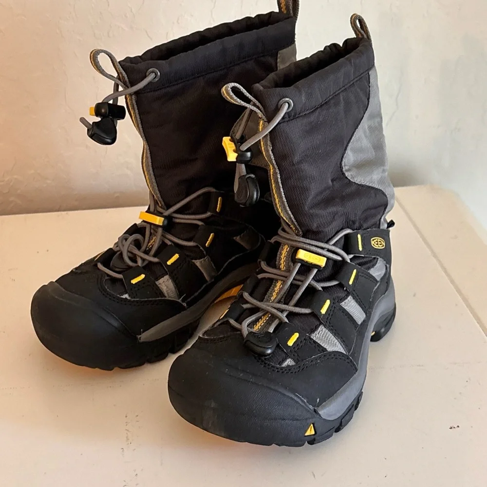 Keen Winterport II Waterproof Boots Black Gray, Little Kids Size 12